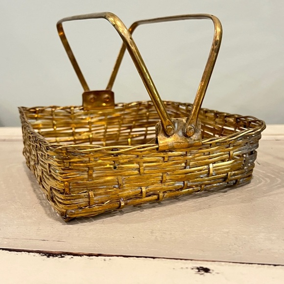 Vintage Other - VINTAGE BRASS WOVEN BASKET WITH HANDLES